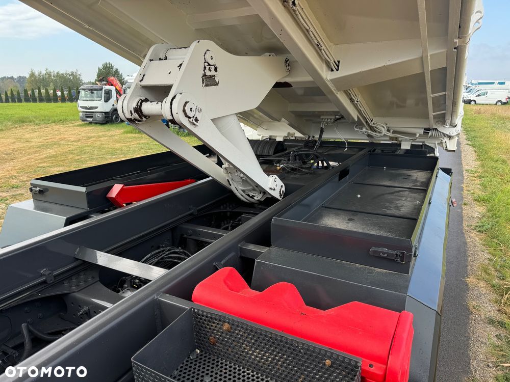 Renault RENAULT C 380 / 6x4 / WYWROTKA + HDS PALFINGER 17.001 / HYDROBURTA / EURO 6 / STEROWANIE RADIOWE - 15