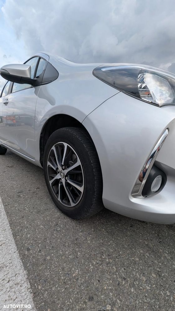 Toyota Yaris 1.5 L VVT-iE Active - 4