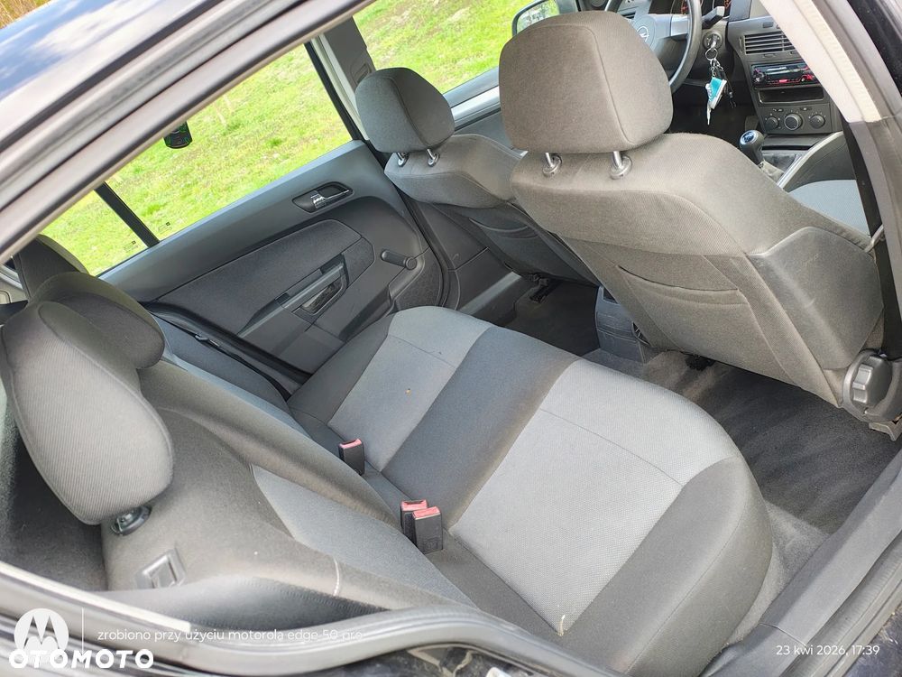 Opel Astra 1.4 NAVI - 11