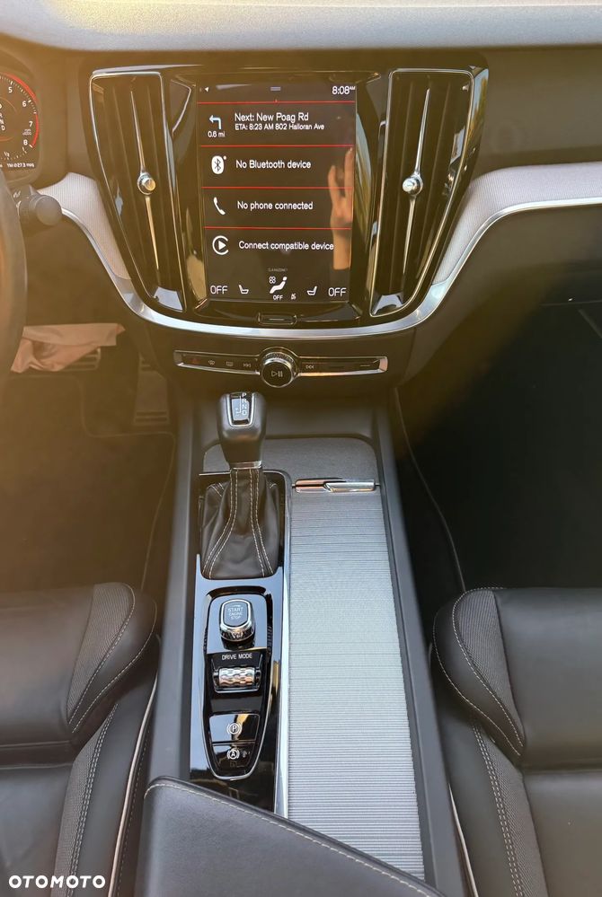 Volvo S60 T5 AWD R-Design - 13