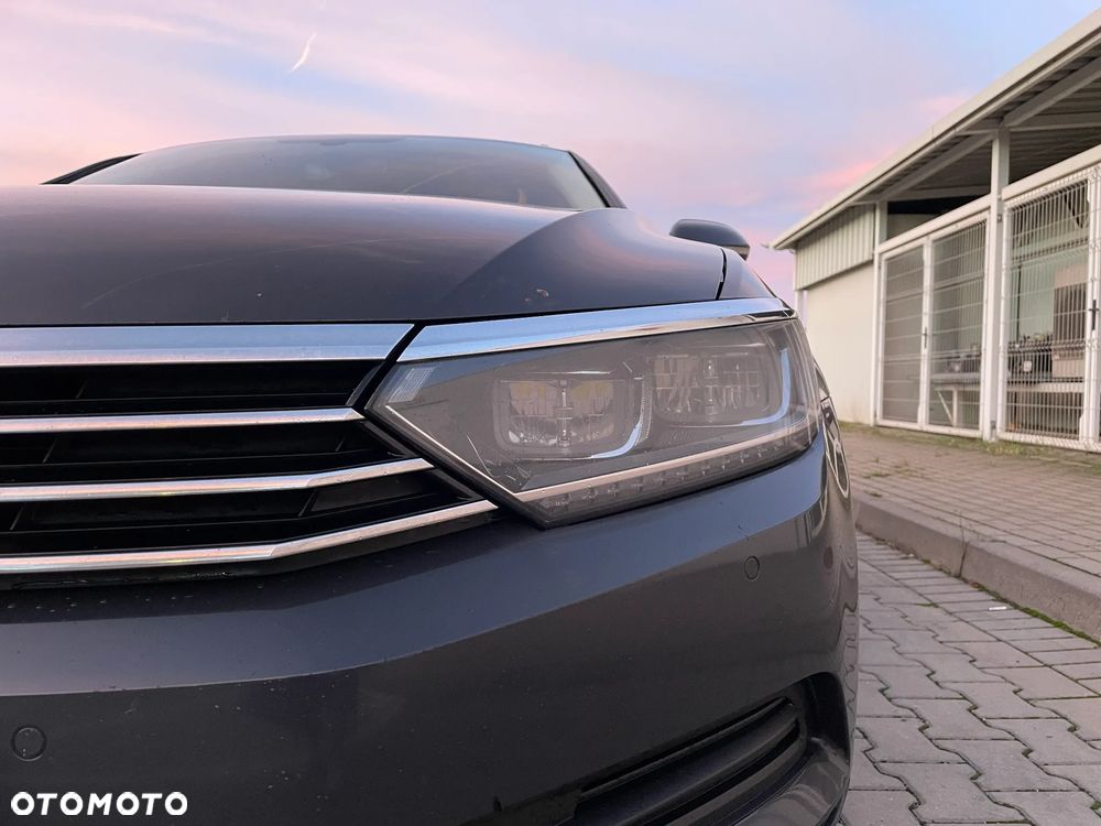 Volkswagen Passat 1.6 TDI BMT Trendline - 19