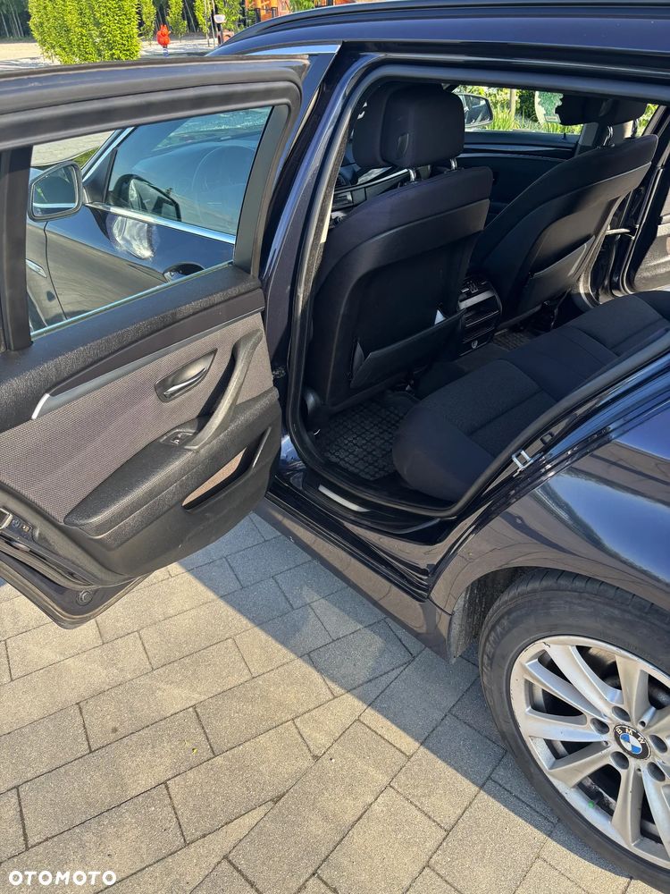 BMW Seria 5 520d - 15