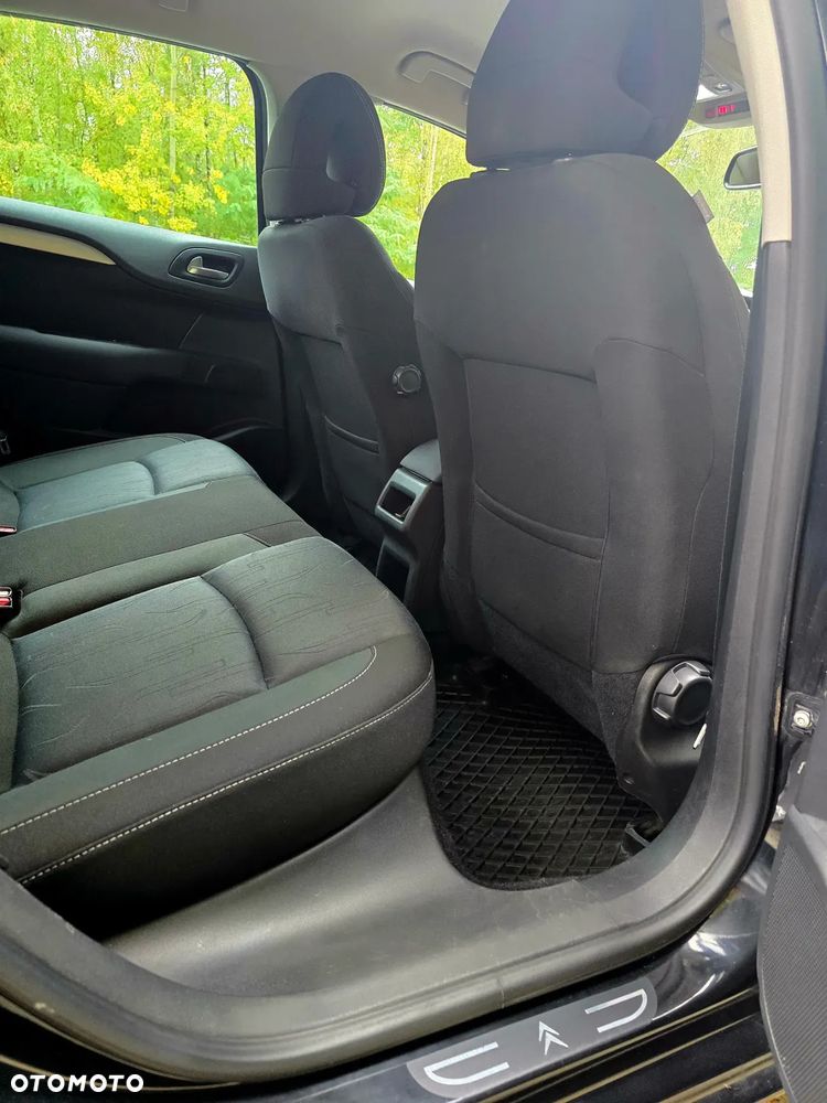 Citroën C4 1.6 HDi Attraction - 25