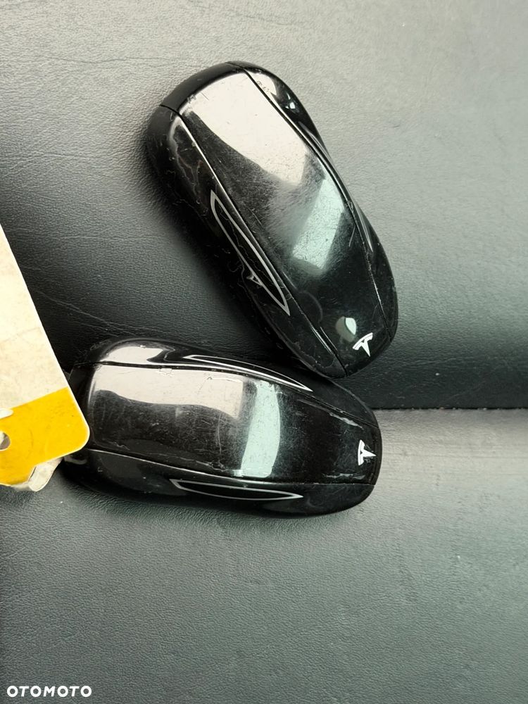 Tesla Model S 85D Allradantrieb - 33