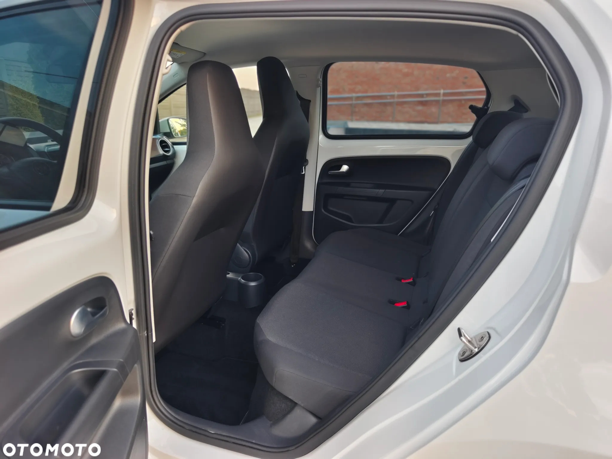 Volkswagen up! 1.0 White Style - 9
