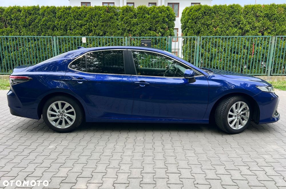 Toyota Camry 2.5 Hybrid Comfort CVT - 3
