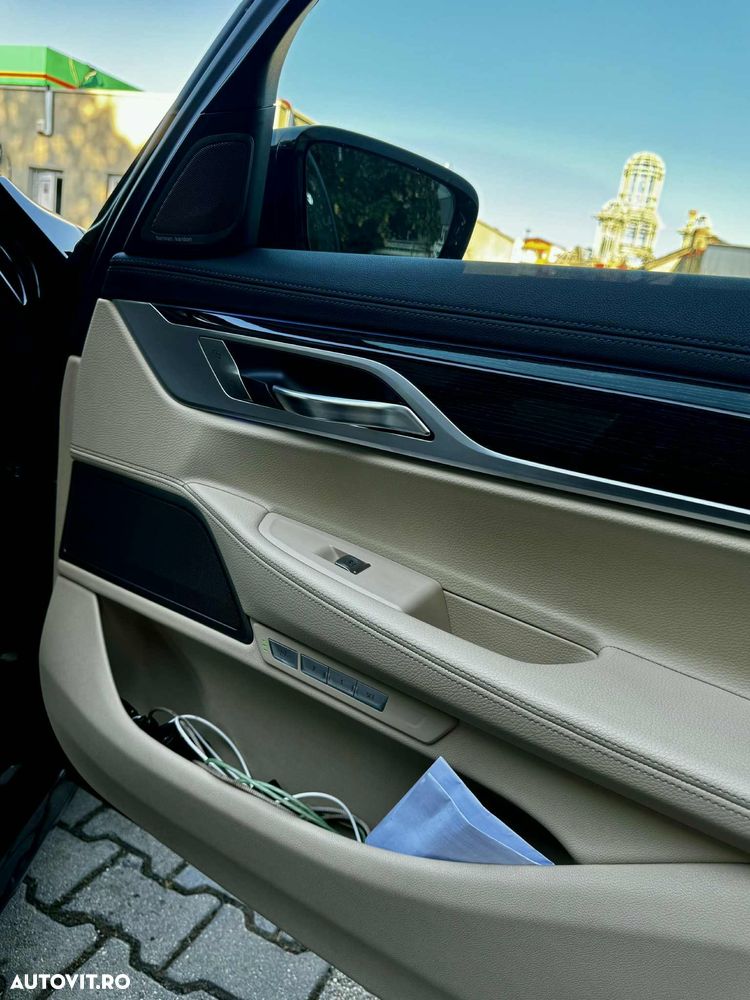 BMW Seria 7 730Ld - 14