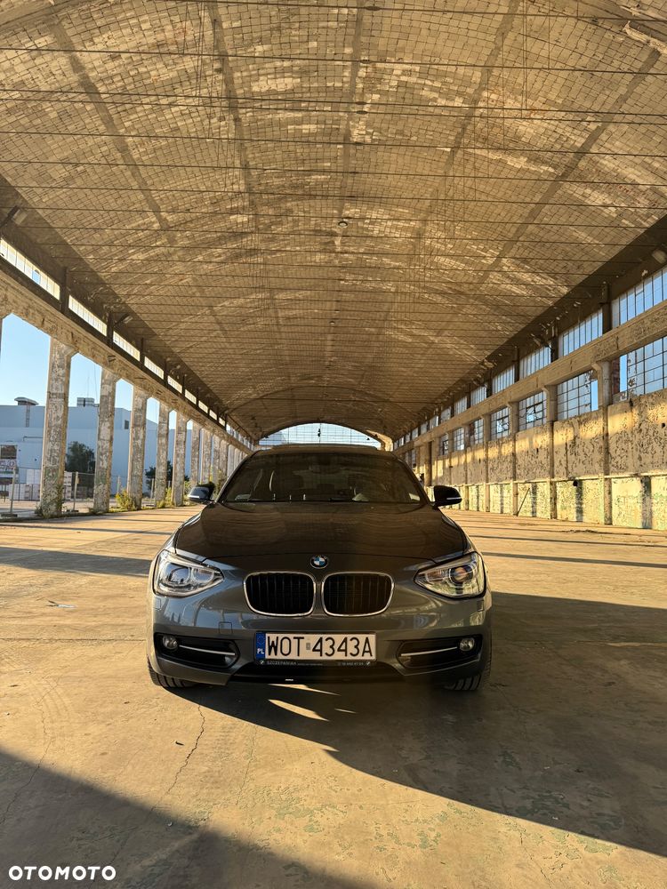 BMW Seria 1 116i Sport Line - 3