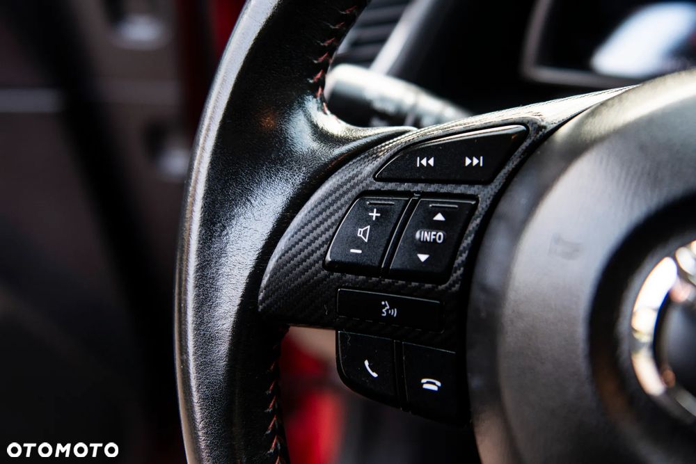 Mazda 3 SKYACTIV-G 120 Signature - 25