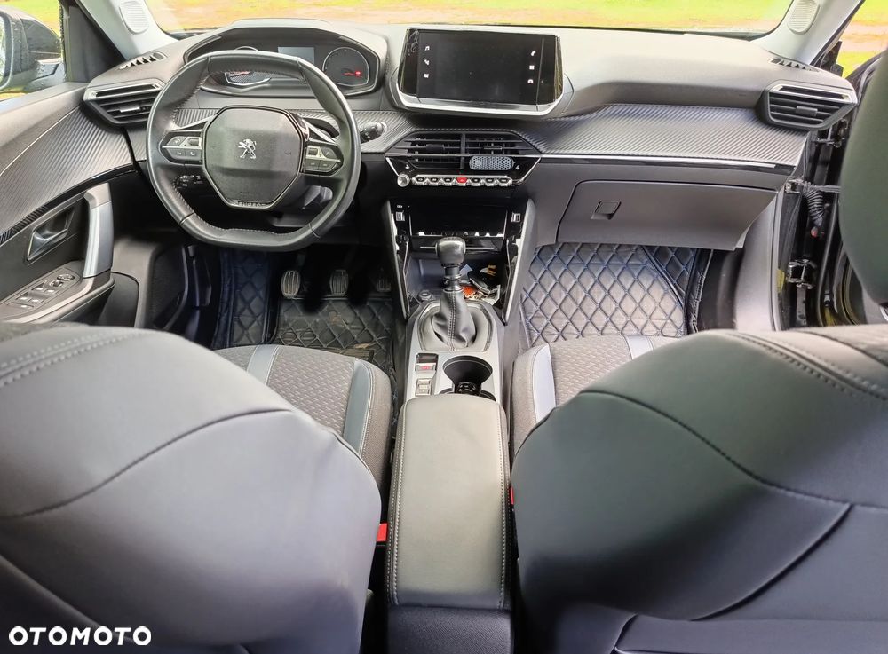 Peugeot 2008 1.2 PureTech Allure S&S - 6