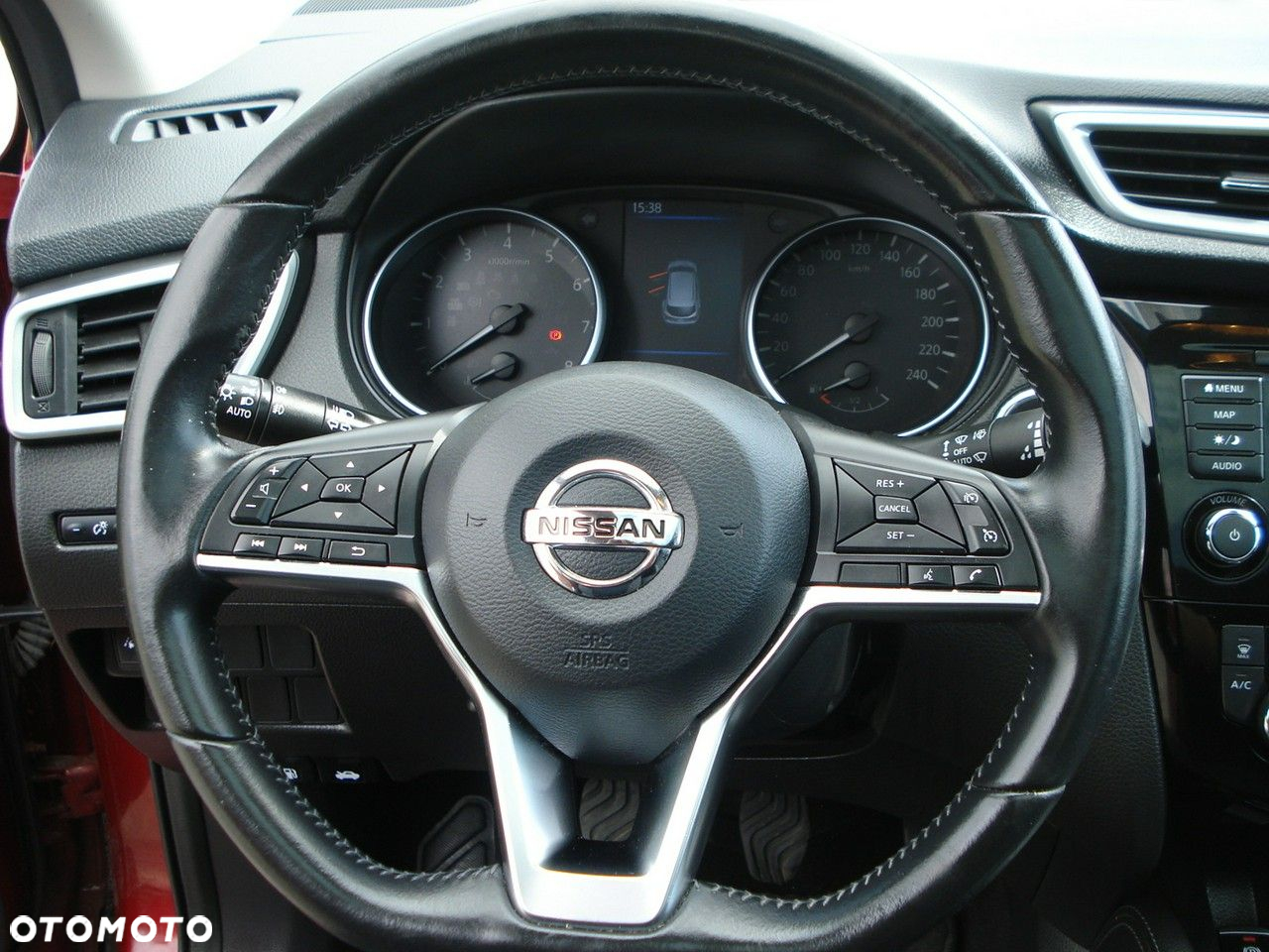 Nissan Qashqai 1.3 DIG-T Tekna - 20
