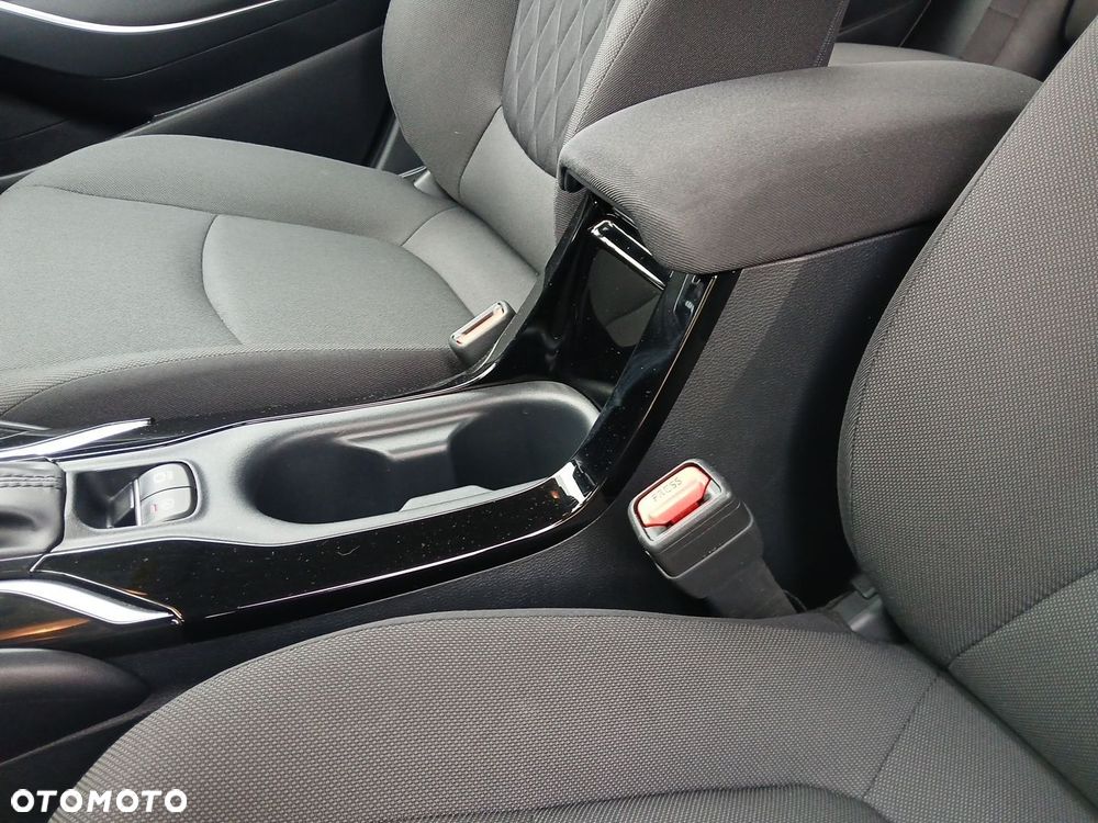 Toyota Corolla 1.8 Hybrid Comfort - 35