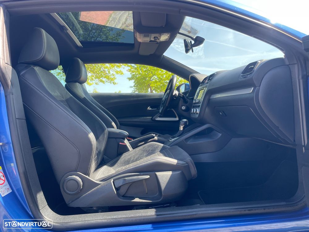 VW Scirocco 2.0 TDI Sport DSG - 16
