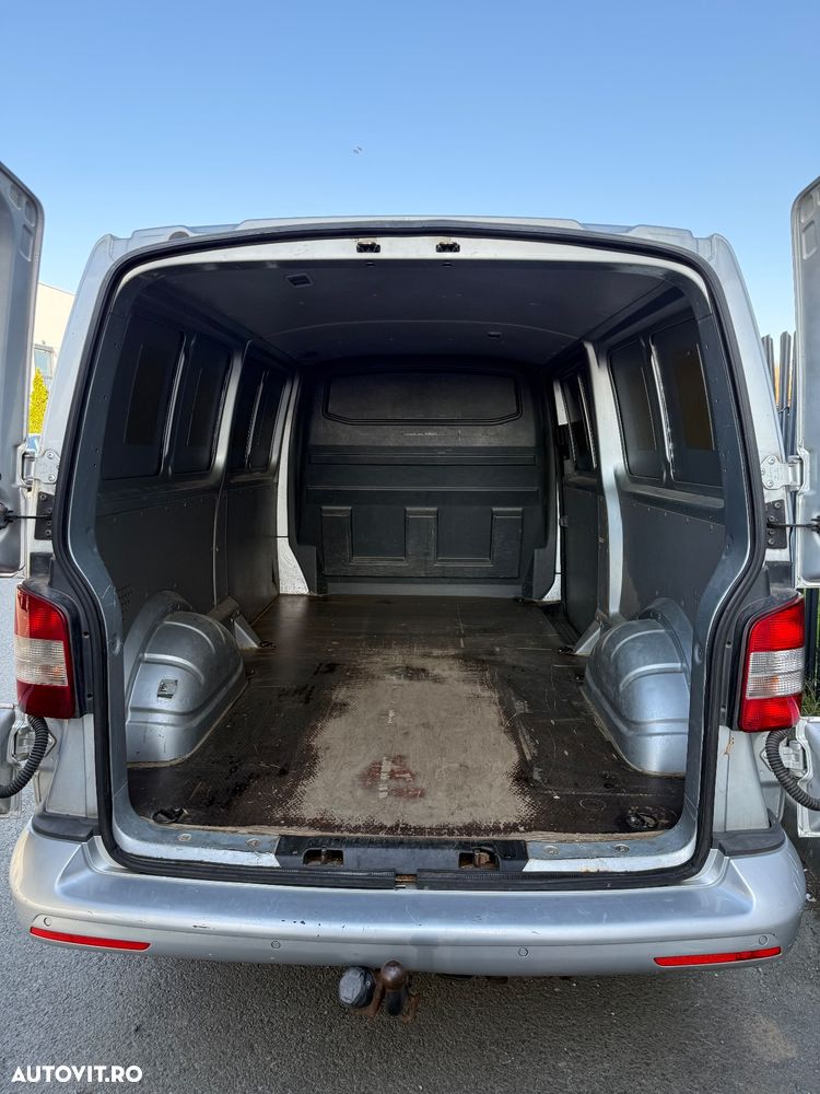 Volkswagen Transporter - 3