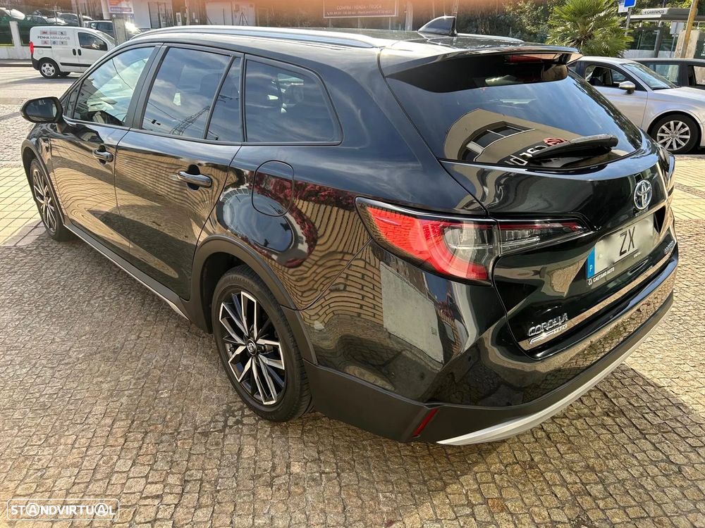 Toyota Corolla Touring Sports 1.8 Hybrid Trek - 3