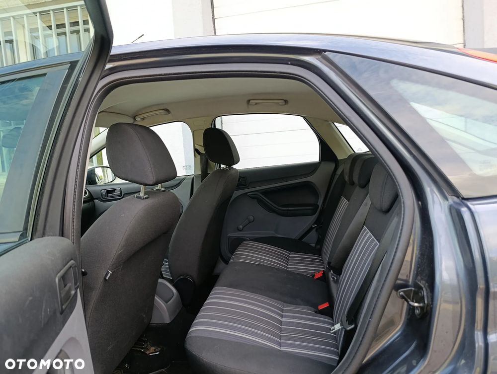 Ford Focus 1.6 Silver X - 8