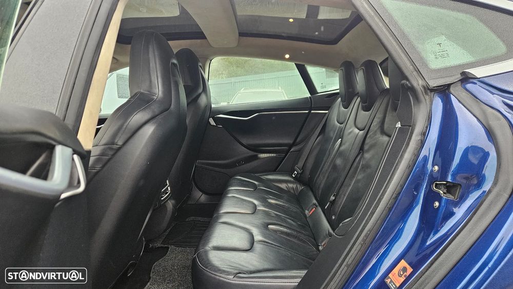 Tesla Model S Standard - 19