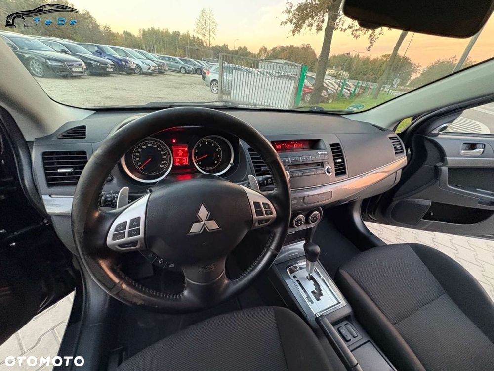 Mitsubishi Lancer 1.8 Intense CVT - 22