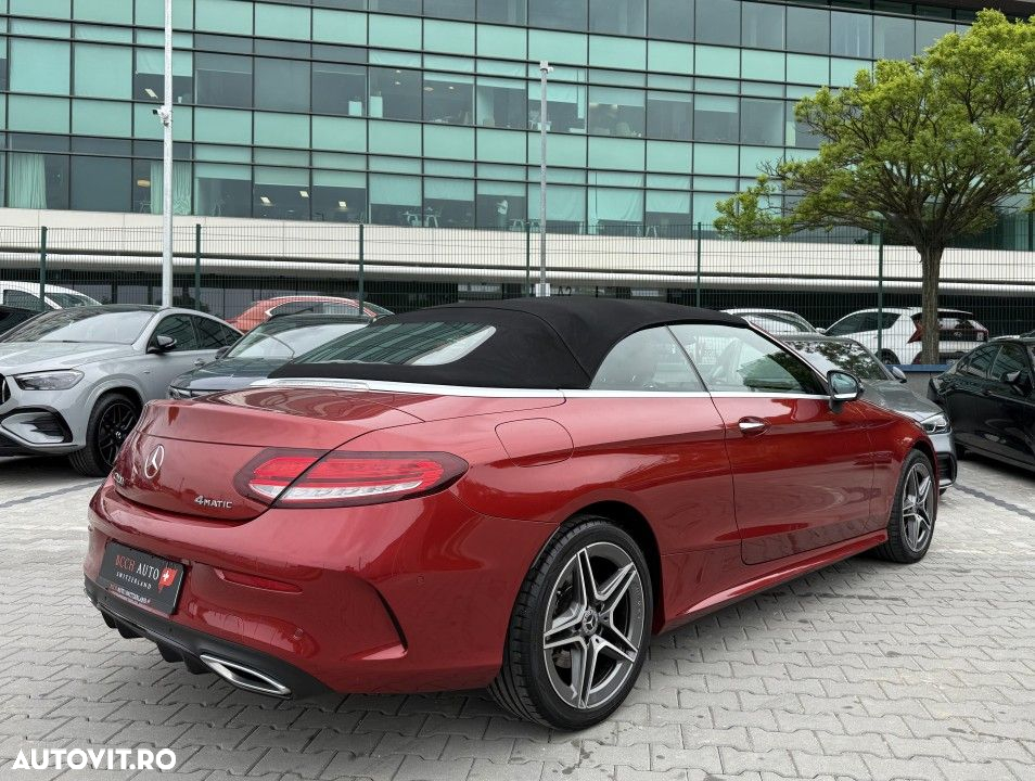 Mercedes-Benz C 220 d Cabrio 4MATIC Aut. - 4