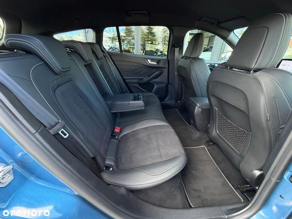 Ford Focus - 23
