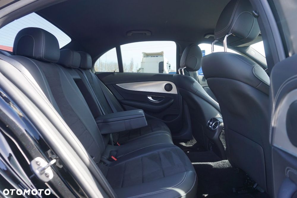 Mercedes-Benz Klasa E - 12