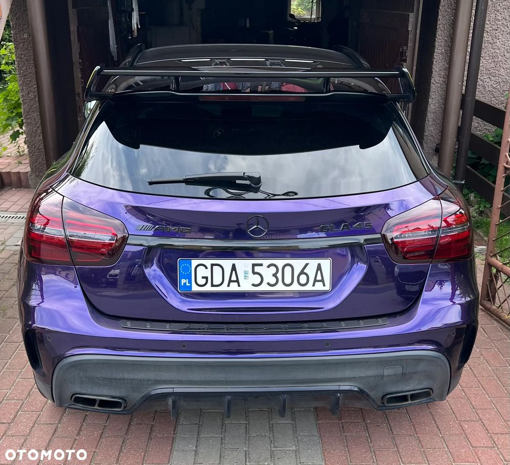 Mercedes-Benz GLA - 6