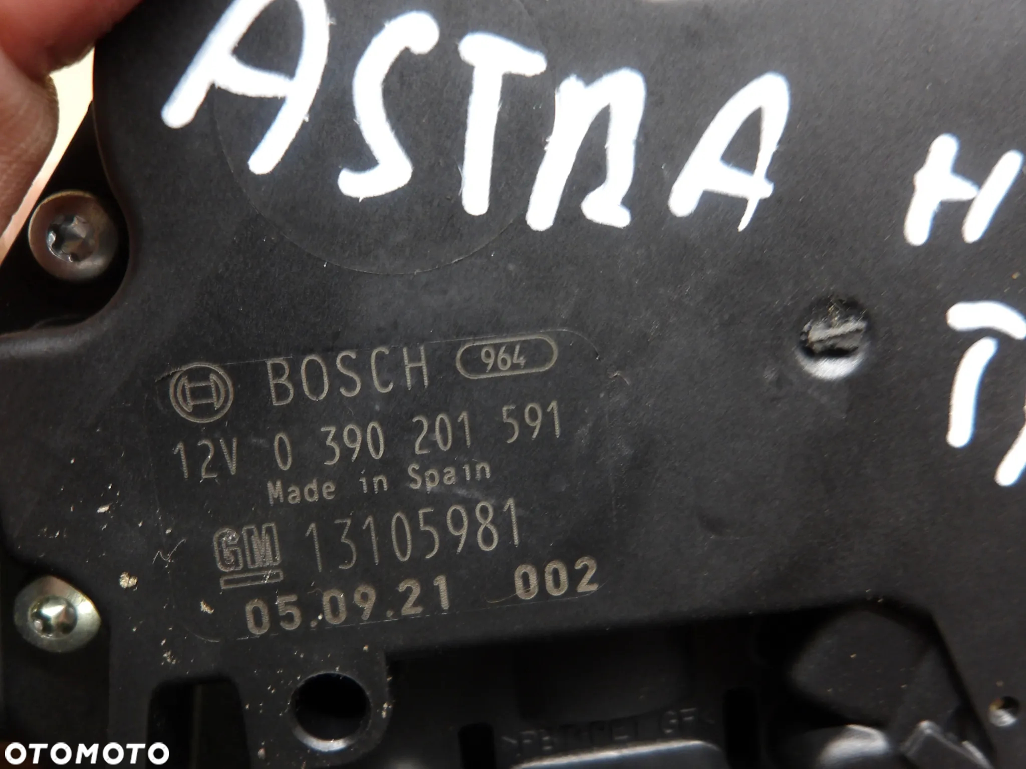 OPEL ASTRA III H HB 5D 1.9D HB 5D SILNICZEK WYCIERACZKI TYLNEJ 13105981 - 4