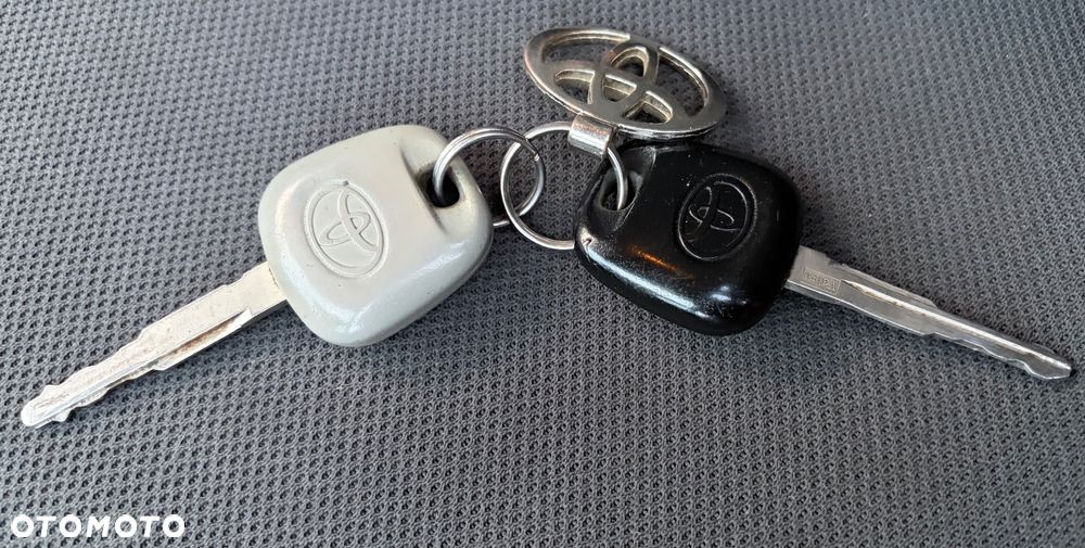 Toyota Yaris 1.0 Luna - 33