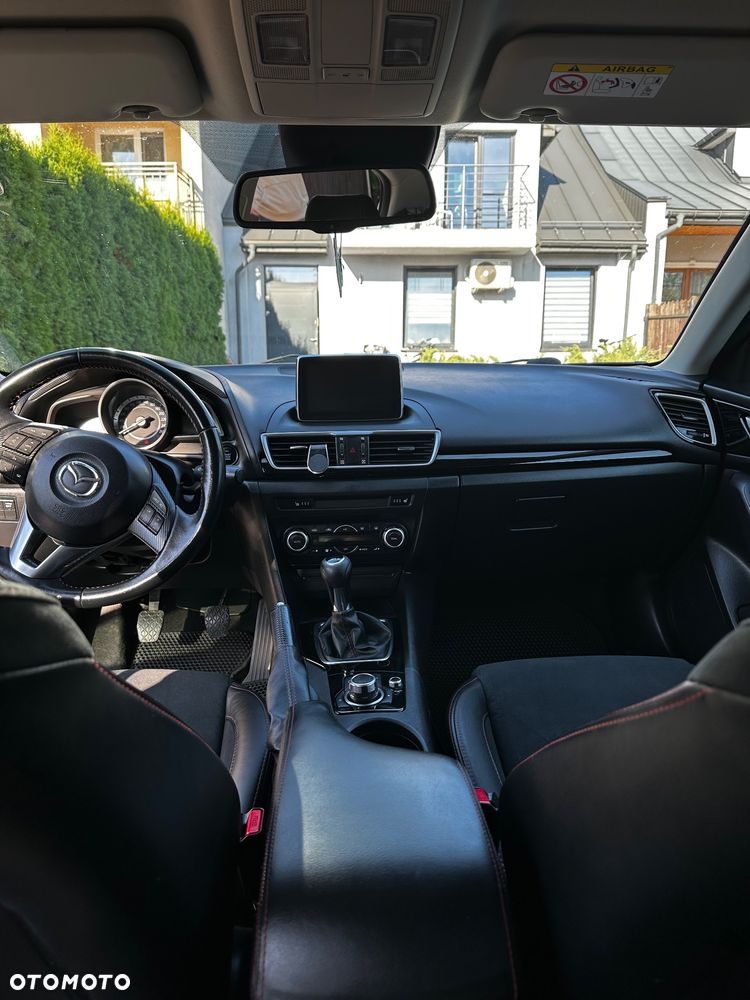Mazda 3 - 7
