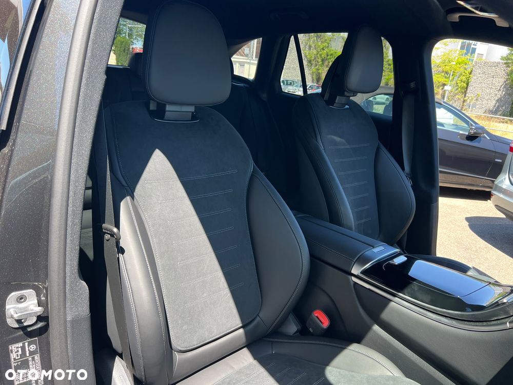 Mercedes-Benz GLC 200 4Matic 9G-TRONIC AMG Line Advanced - 6