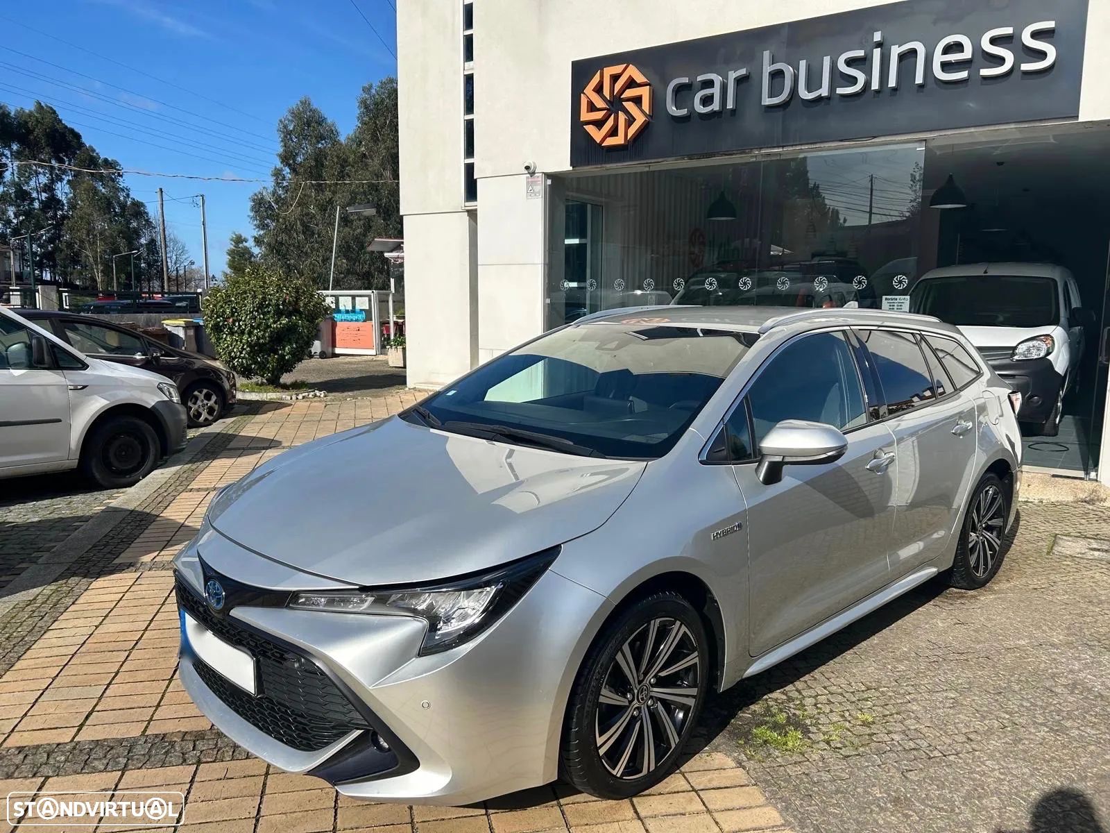 Toyota Corolla Touring Sports 1.8 Hybrid Comfort+P.Sport - 1