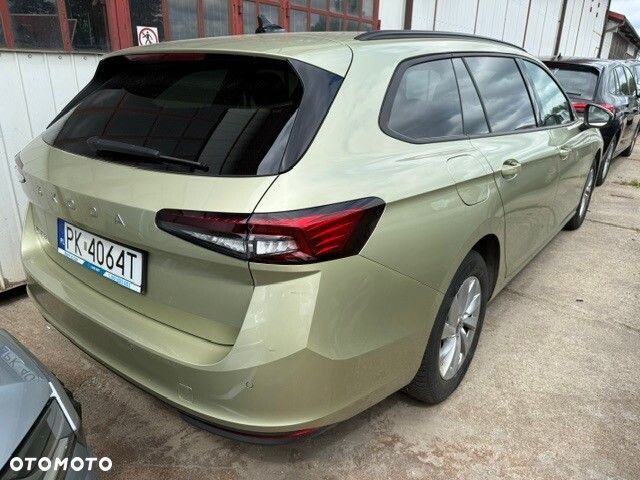 Skoda Superb 1.5 TSI mHEV Essence DSG - 3