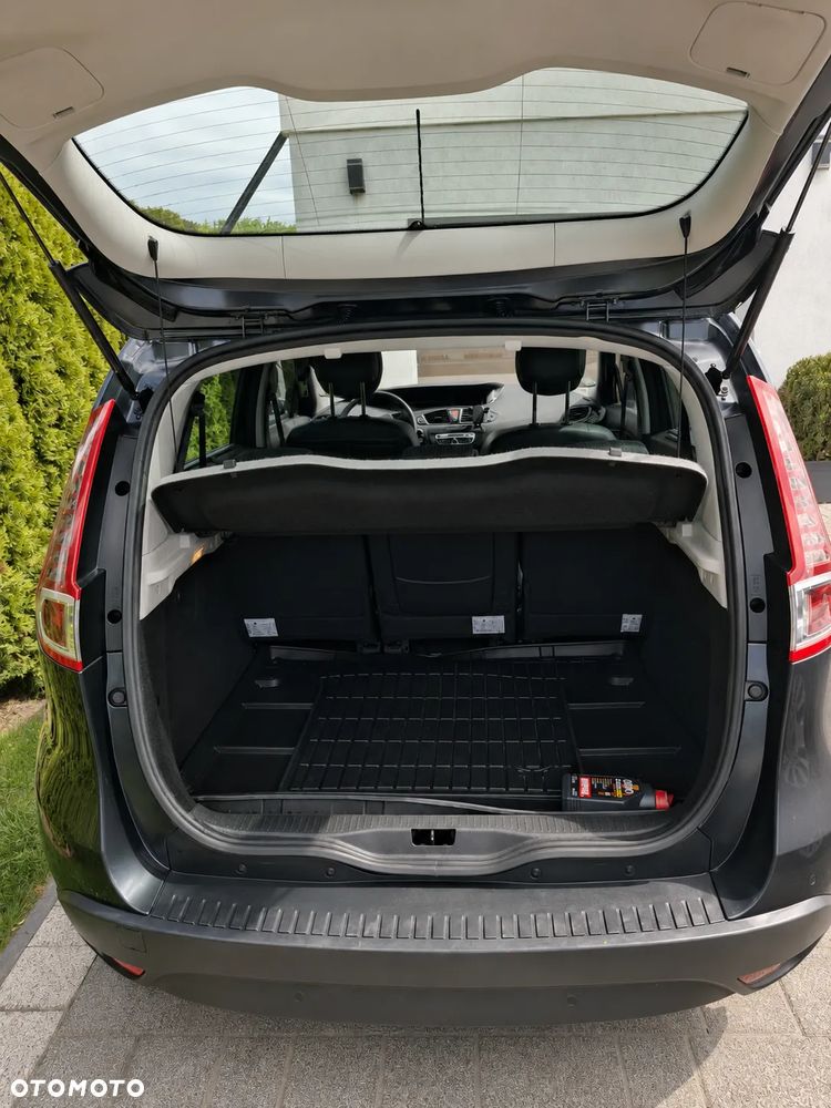 Renault Scenic 2.0 16V 140 CVT Bose Edition - 6