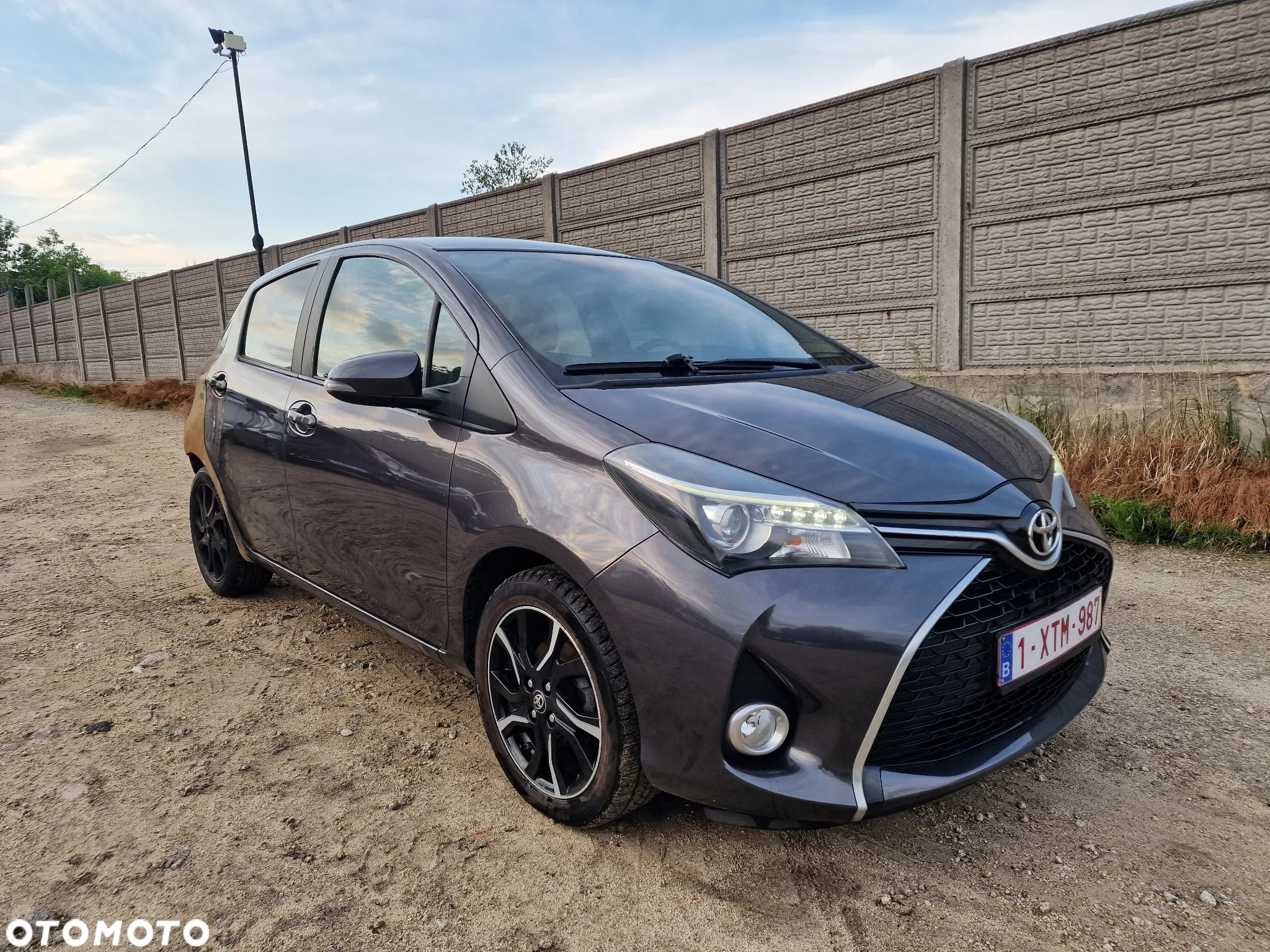 Toyota Yaris - 30