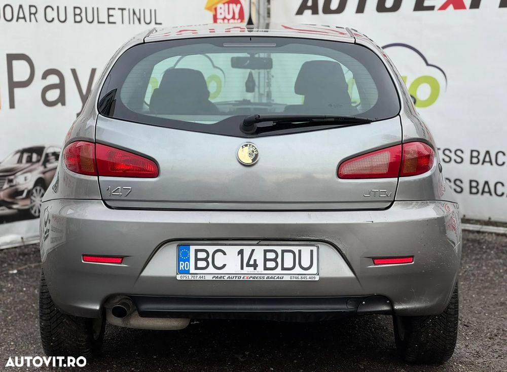 Alfa Romeo 147 - 21