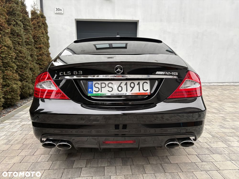 Mercedes-Benz CLS - 9