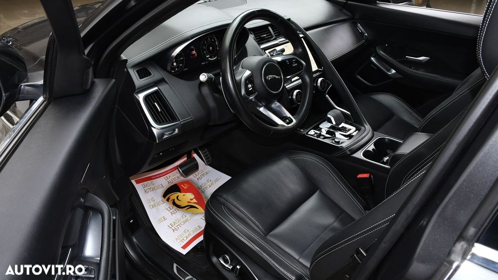 Jaguar E-Pace P300e AWD R-Dynamic HSE - 12