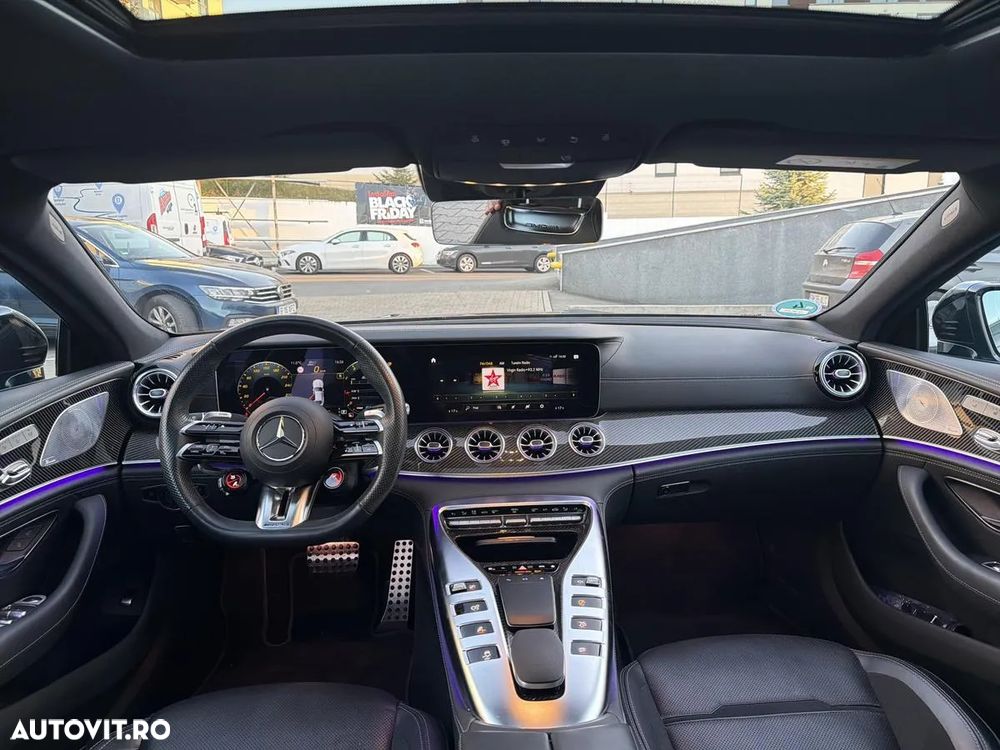 Mercedes-Benz AMG GT 53 4MATIC+ MHEV - 11