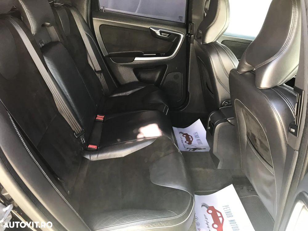 Volvo XC 60 D4AWD R-Design - 15