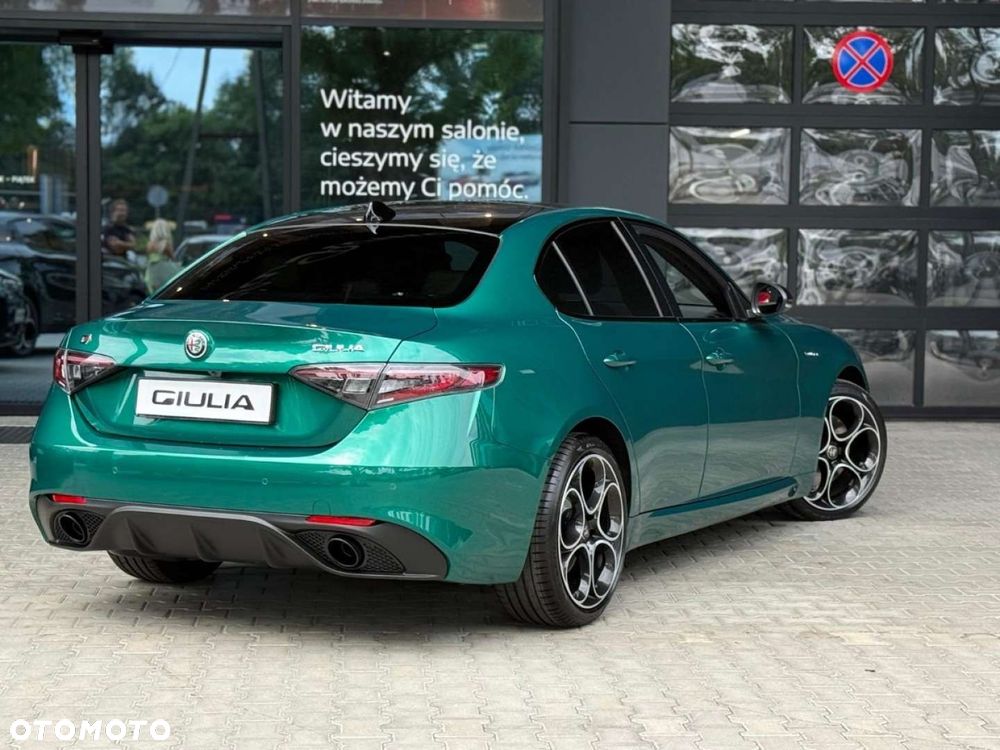 Alfa Romeo Giulia - 7