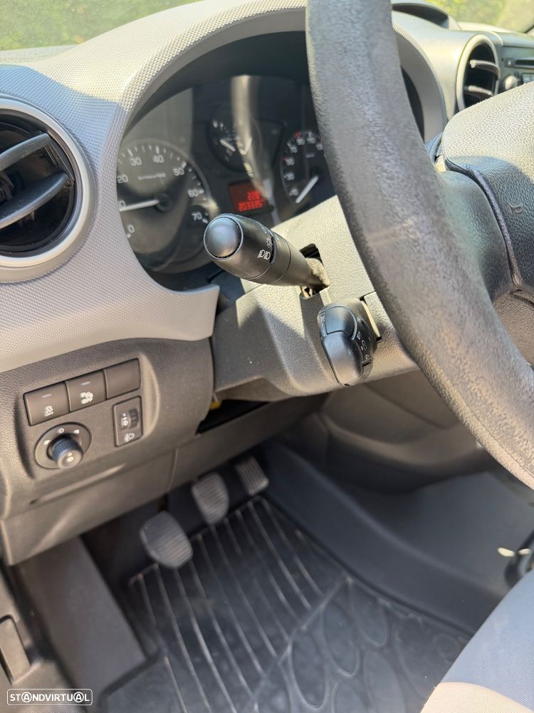 Peugeot Partner 1.6 Hdi Pack Clim - 3 lugares - 13