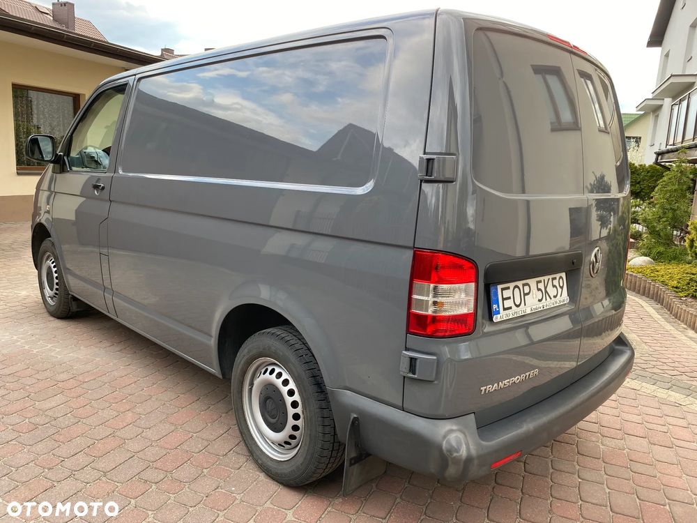 Volkswagen Transporter T5 - 4