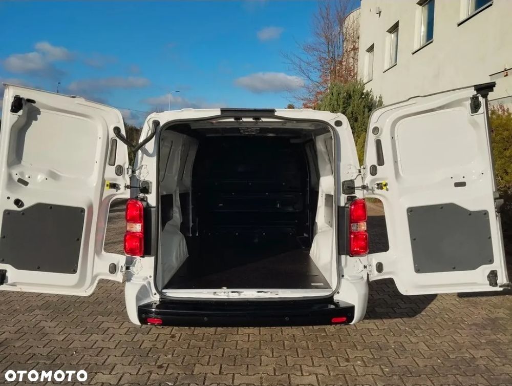 Opel Vivaro Lang - 12