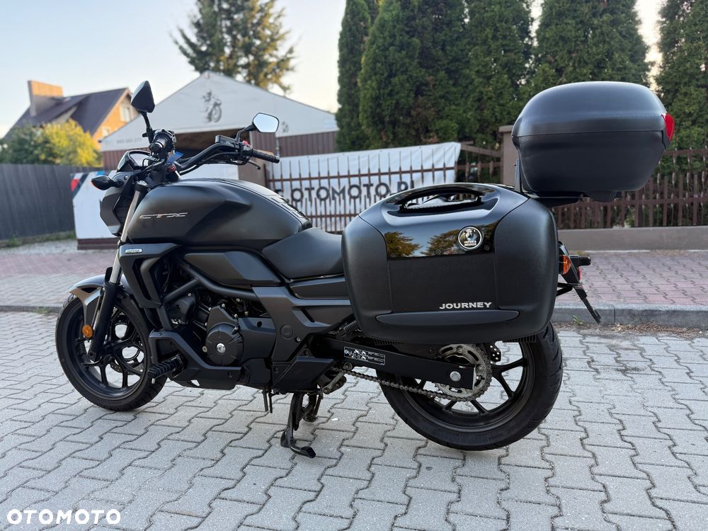 Honda CTX - 14