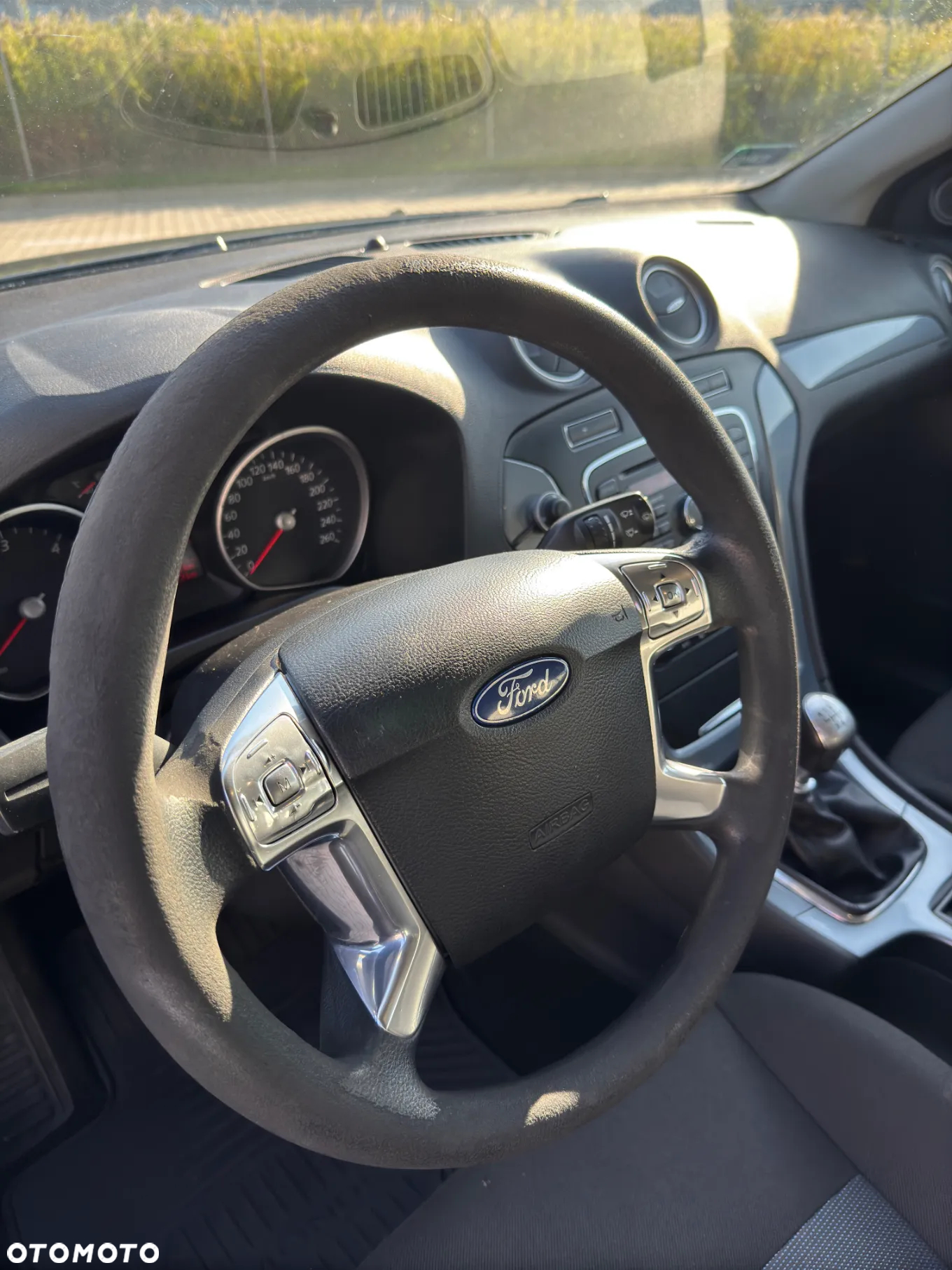 Ford Mondeo 2.0 TDCi Ghia - 10