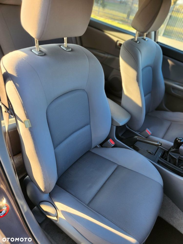 Mazda 3 1.4 Comfort - 10