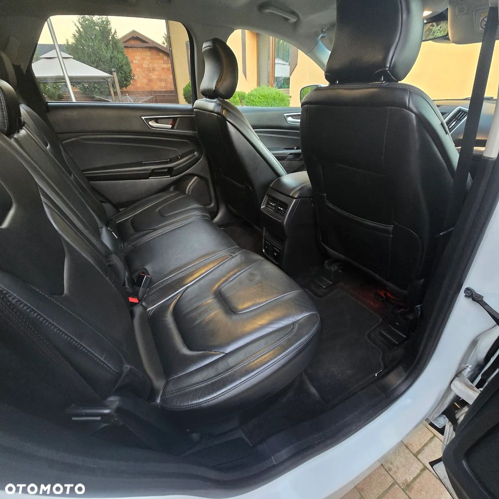 Ford Edge - 19