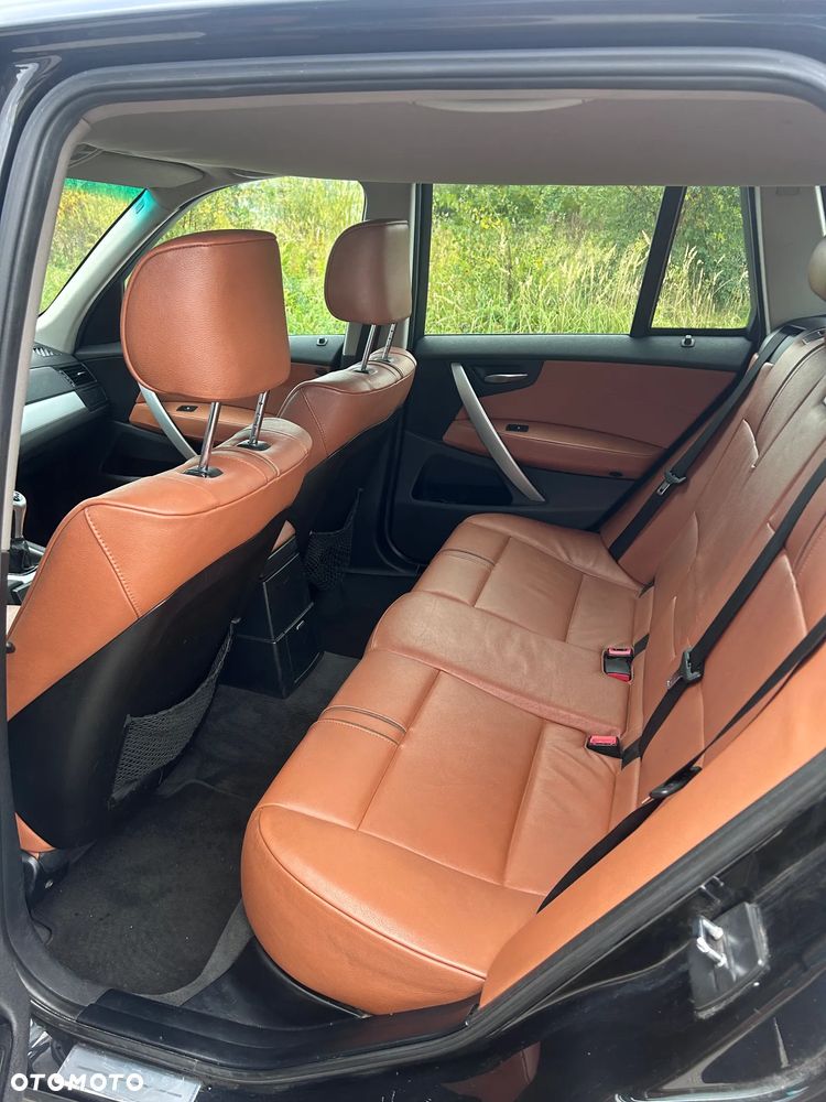 BMW X3 2.0d - 11