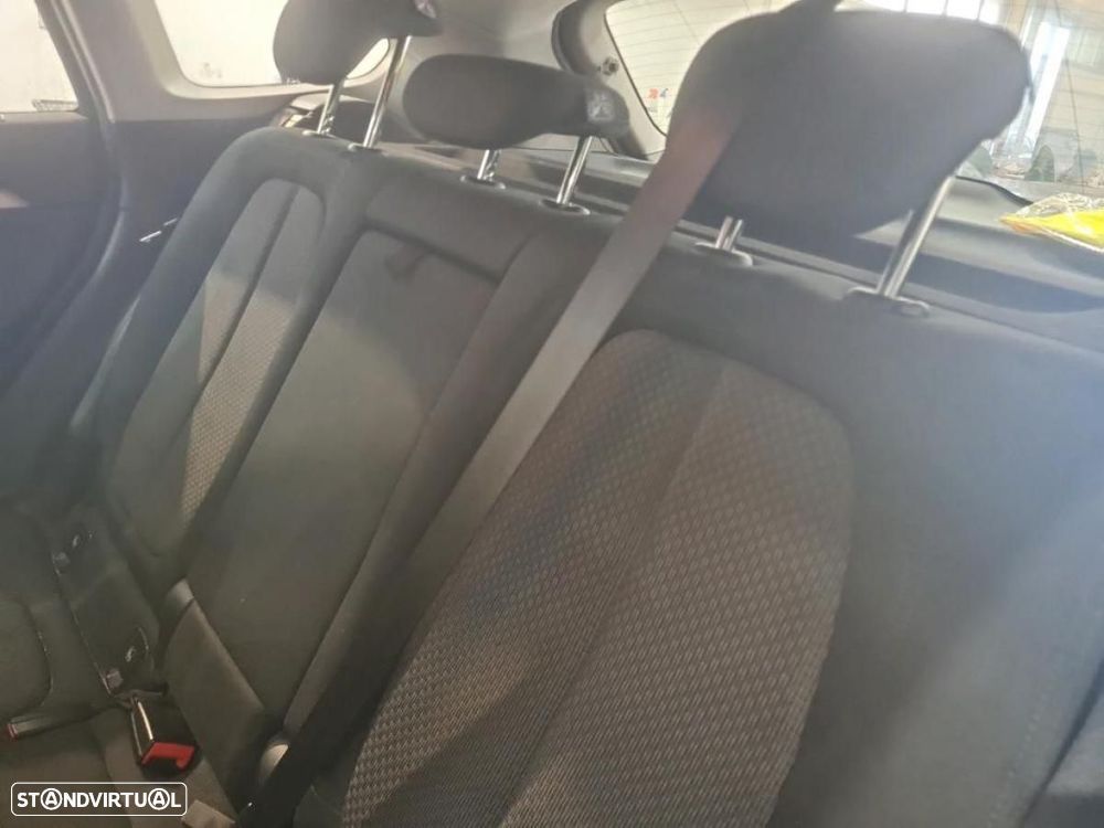 BMW X1 25 e xDrive Corporate Edition - 5