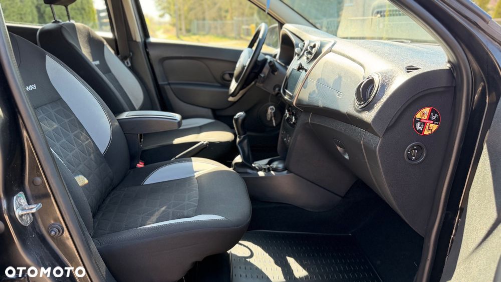 Dacia Sandero Stepway 1.5 dCi Laureate - 16